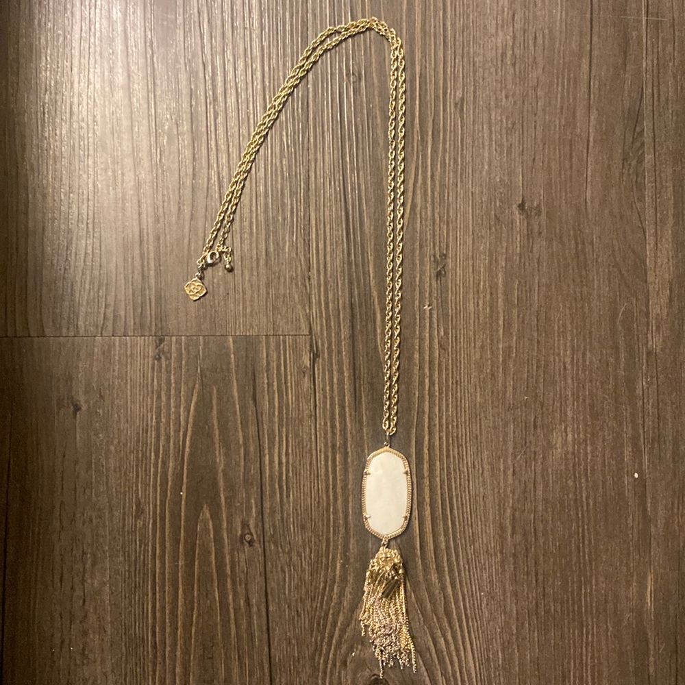 Long Kendra Scott necklace